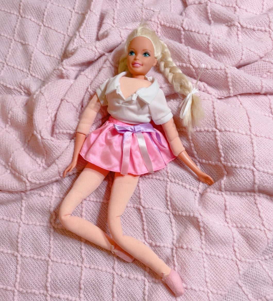 Slumber Party Barbie 1995 - vintage doll toy - soft body - 18” long !