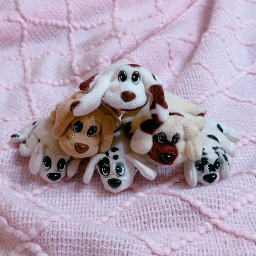 6 little vintage Pound Puppies lot - 3” long (toy)