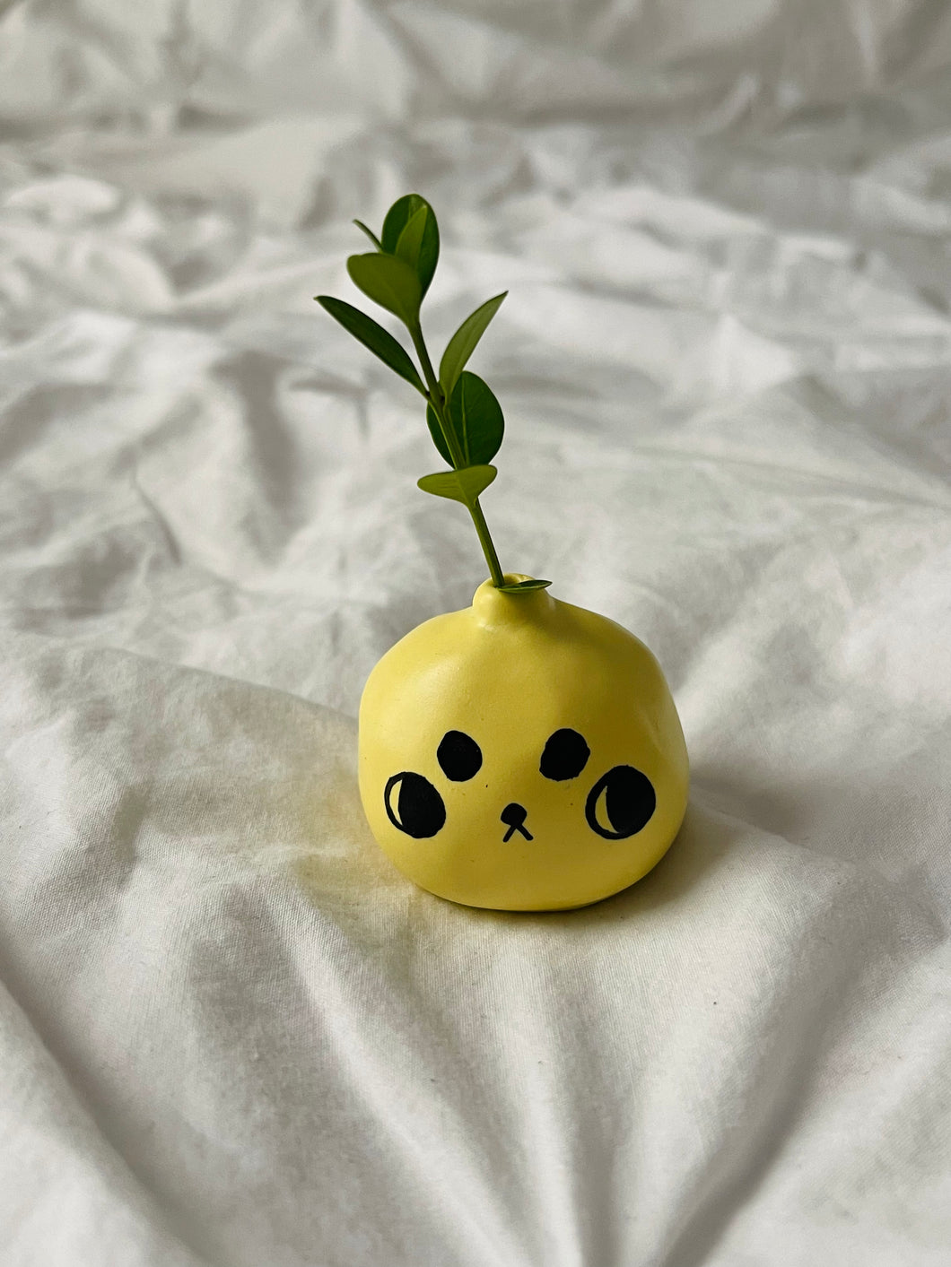 “Marigold” - Angry Citrus Pup - Mini Vase - 4cm - (sku/plu 013)