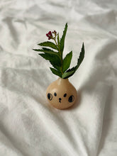 Load image into Gallery viewer, “Ash” - Angry Pup Mini Vase - 2.5cm - (sku/plu 017)
