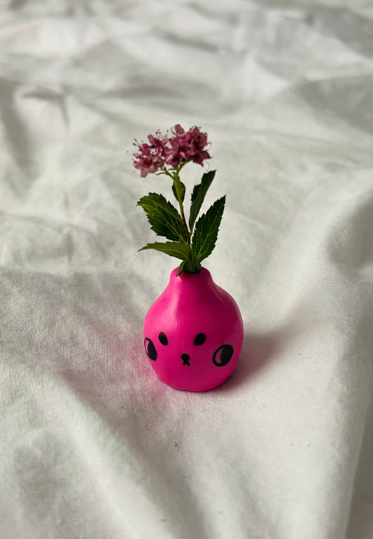 “Gum” - Angry Pup - Mini Vase - 2.5cm - (sku/plu 19)