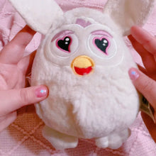 Load image into Gallery viewer, 2014 Furby Plush toy - 8”
