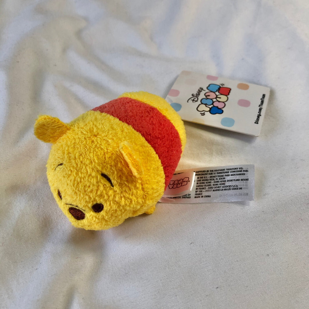 Winnie the Pooh Disney Tsum Tsum with tag toy